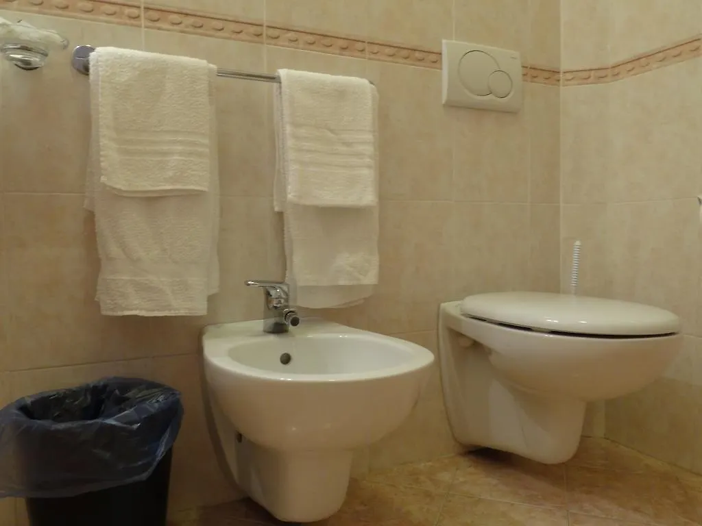 Hotel Castelletto Milan 2*,